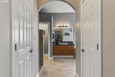 16712 NE 10th St, Vancouver, WA 98684 - Photo 33