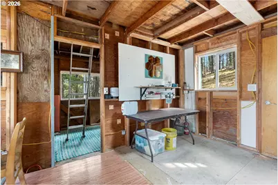 2455 Osborn Cutoff Rd, Mosier, OR 97040 - Photo 11