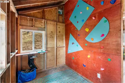 2455 Osborn Cutoff Rd, Mosier, OR 97040 - Photo 9