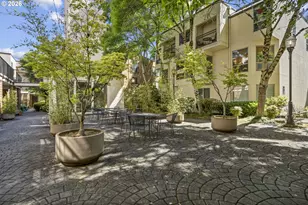 1535 SW Clay St, Portland, OR 97201 - Photo 5