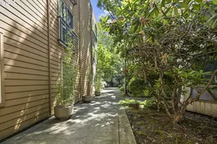 1535 SW Clay St, Portland, OR 97201 - Photo 29