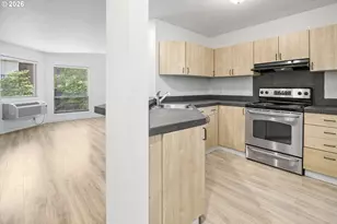 1535 SW Clay St, Portland, OR 97201 - Photo 9