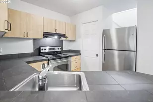 1535 SW Clay St, Portland, OR 97201 - Photo 11