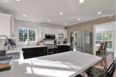 1040 Arcadia Dr, Roseburg, OR 97471 - Photo 17