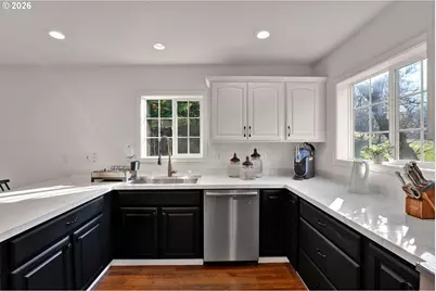 1040 Arcadia Dr, Roseburg, OR 97471 - Photo 15
