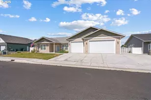 590 SW Cottonwood Dr, Hermiston, OR 97838 - Photo 3