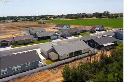 590 SW Cottonwood Dr, Hermiston, OR 97838 - Photo 45