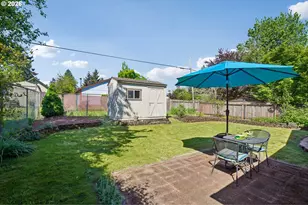 9934 N Central St, Portland, OR 97203 - Photo 17