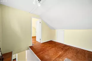 948 SW Maple St, Dallas, OR 97338 - Photo 21