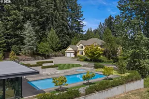 17071 SW Mt Hood Dr, Beaverton, OR 97007 - Photo 3