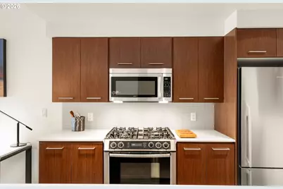 1310 NW Naito Pkwy #200, Portland, OR 97209 - Photo 7