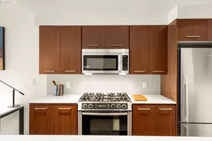1310 NW Naito Parkway, Portland, OR 97209 - Photo 7