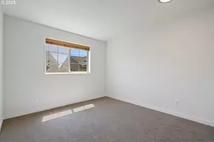 13562 SW MacBeth Dr, Portland, OR 97224 - Photo 31