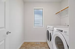 13562 SW MacBeth Dr, Portland, OR 97224 - Photo 27