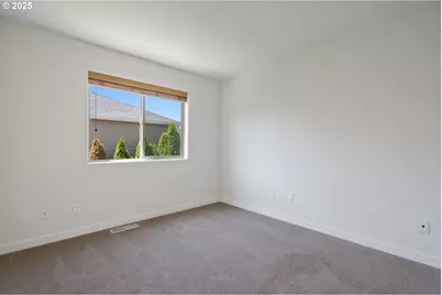 13562 SW Macbeth Dr, Portland, OR 97224 - Photo 25