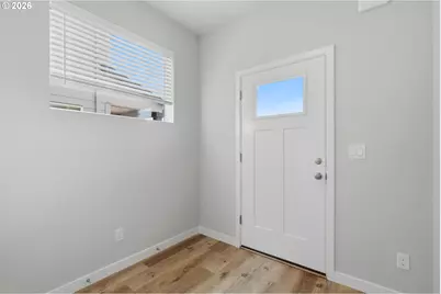 350 E Wilson St, Carlton, OR 97111 - Photo 5