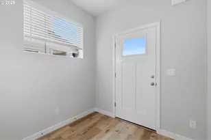 350 E Wilson St, Carlton, OR 97111 - Photo 5