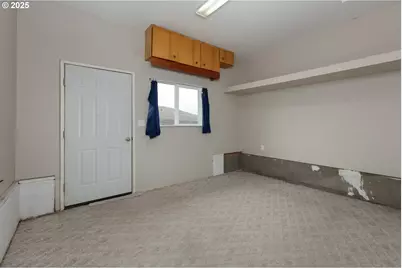 624 Staats Ave, Maupin, OR 97037 - Photo 15