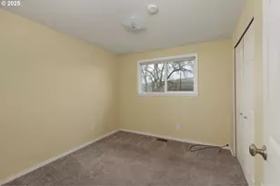 624 Staats Ave, Maupin, OR 97037 - Photo 9