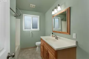 624 Staats Ave, Maupin, OR 97037 - Photo 11