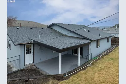 624 Staats Ave, Maupin, OR 97037 - Photo 19