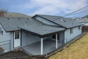 624 Staats Ave, Maupin, OR 97037 - Photo 19