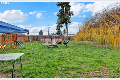 154 37th St, Springfield, OR 97478 - Photo 29