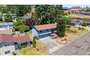 2230 Oak St, North Bend, OR 97459 - Photo 3