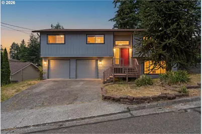 2230 Oak St, North Bend, OR 97459 - Photo 1