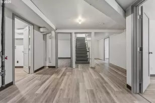 2034 NE Junior St, Portland, OR 97211 - Photo 19