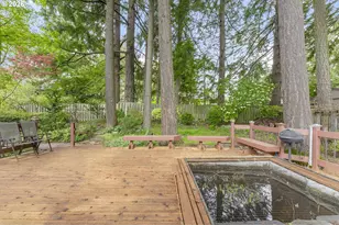 1839 SW Collins Ct, Portland, OR 97219 - Photo 31