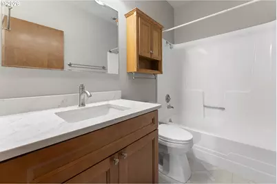 1839 SW Collins Ct, Portland, OR 97219 - Photo 25