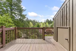 1839 SW Collins Ct, Portland, OR 97219 - Photo 37