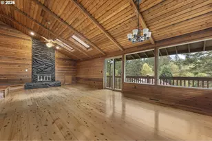 1839 SW Collins Ct, Portland, OR 97219 - Photo 5