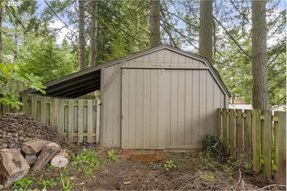 1839 SW Collins Ct, Portland, OR 97219 - Photo 39