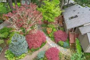 1839 SW Collins Ct, Portland, OR 97219 - Photo 43