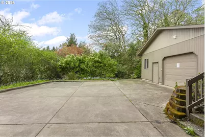 1839 SW Collins Ct, Portland, OR 97219 - Photo 3