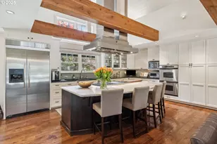 2550 Dellwood Dr, Lake Oswego, OR 97034 - Photo 11