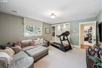 2550 Dellwood Dr, Lake Oswego, OR 97034 - Photo 35