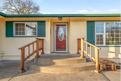 624 S 12th St, Saint Helens, OR 97051 - Photo 3