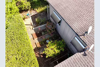 98041 Hallway Rd #37, Brookings, OR 97415 - Photo 23