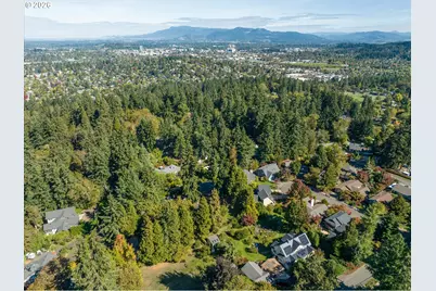 3437 Storey Blvd, Eugene, OR 97405 - Photo 41
