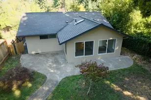 3437 Storey Blvd, Eugene, OR 97405 - Photo 35