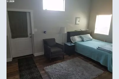1739 NE Dekum St, Portland, OR 97211 - Photo 15