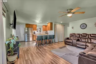 2454 NW 4th Ave, Hillsboro, OR 97124 - Photo 21