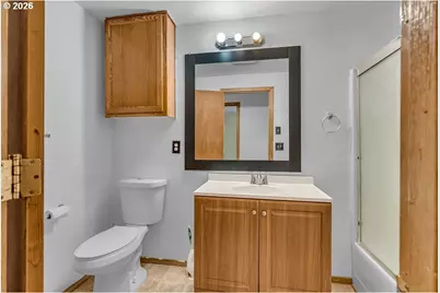 2454 NW 4th Ave, Hillsboro, OR 97124 - Photo 13