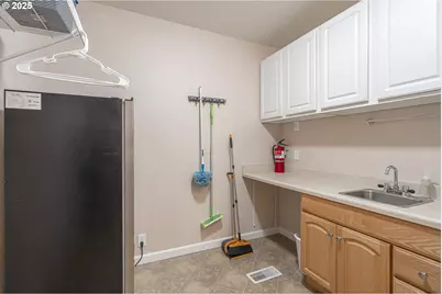 1199 N Terry St #169, Eugene, OR 97402 - Photo 19