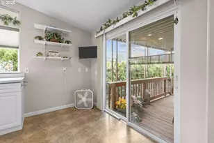 1199 N Terry St, Eugene, OR 97402 - Photo 11