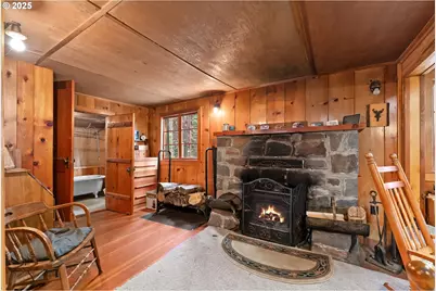 85 Diamond Lake Loop, Chemult, OR 97731 - Photo 9