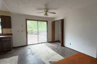 10082 Lone Pine Ln, Myrtle Point, OR 97458 - Photo 17